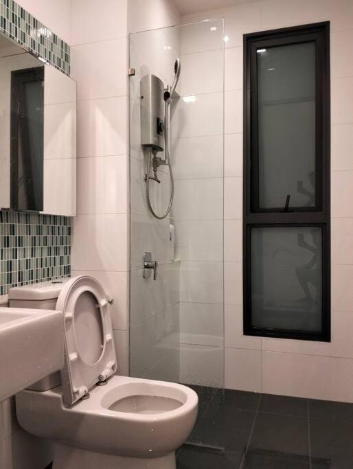 Highpark Suites Kelana Jaya By Kenangan Homes Petaling Jaya Luaran gambar