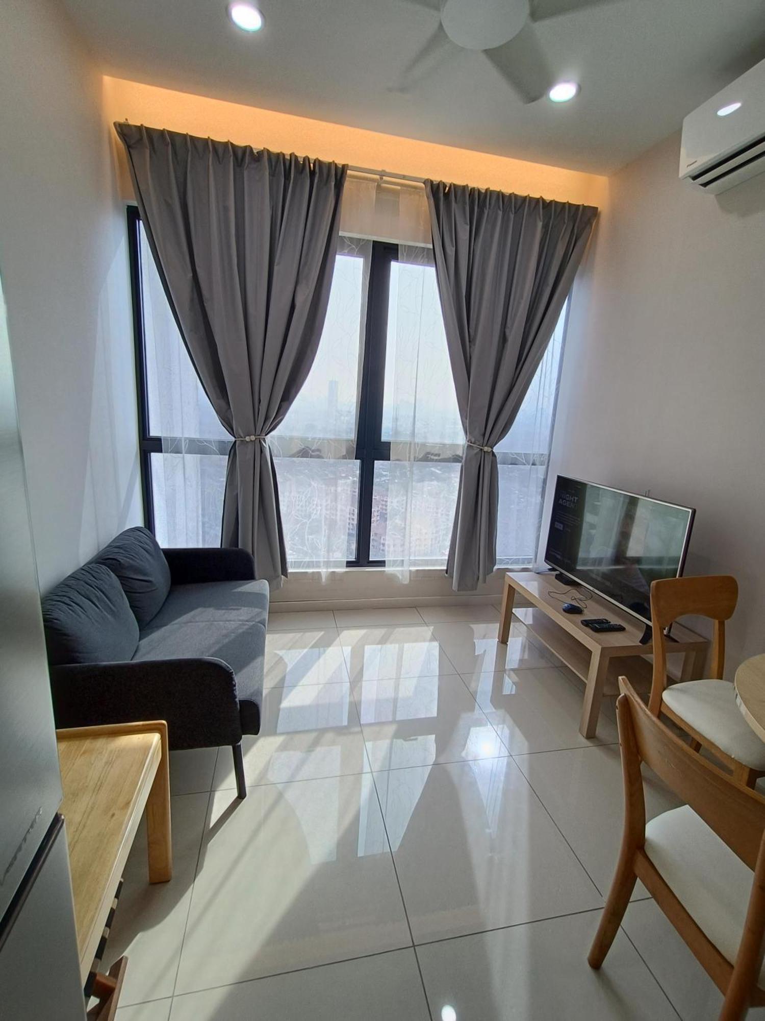 Highpark Suites Kelana Jaya By Kenangan Homes Petaling Jaya Luaran gambar